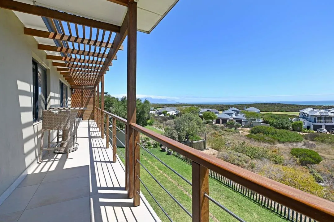 4 Bedroom House for sale in Atlantic Beach Golf Estate