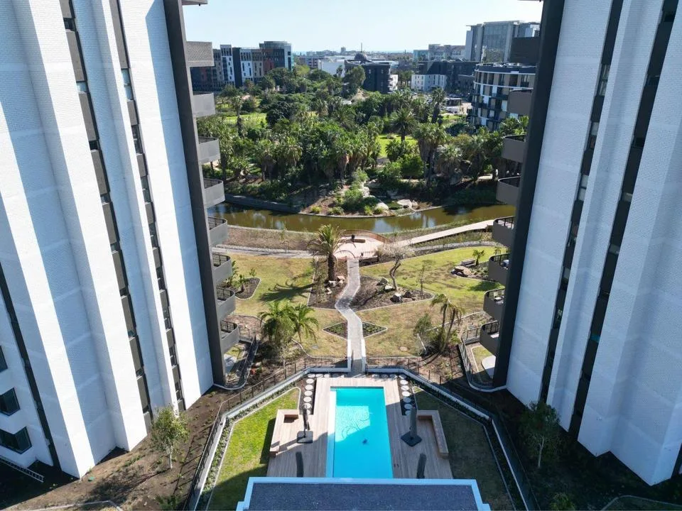 2 Bedroom Apartment / flat for sale in Century City