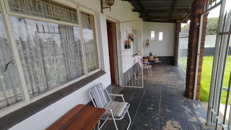 2 Bedroom House for sale in Randlespark