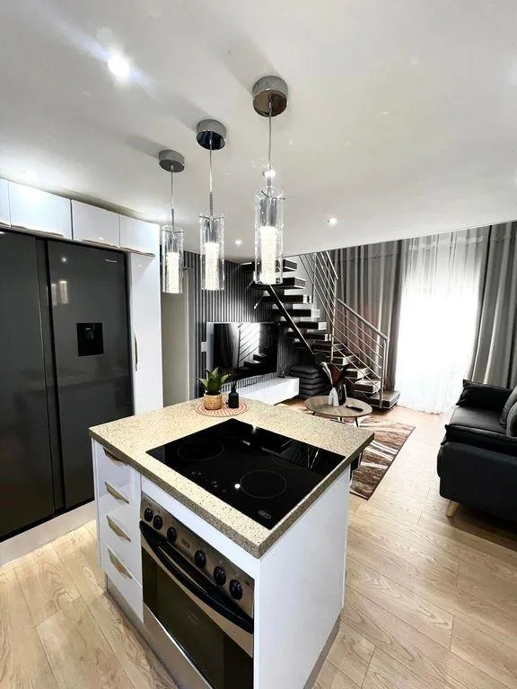 2 Bedroom Apartment / flat to rent in Fourways
