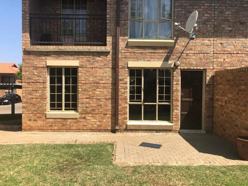 1 Bedroom Apartment / flat to rent in Silver Lakes