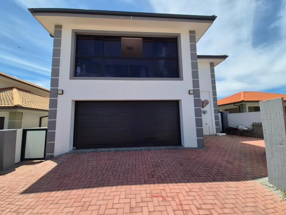 3 Bedroom House for sale in Dana Bay