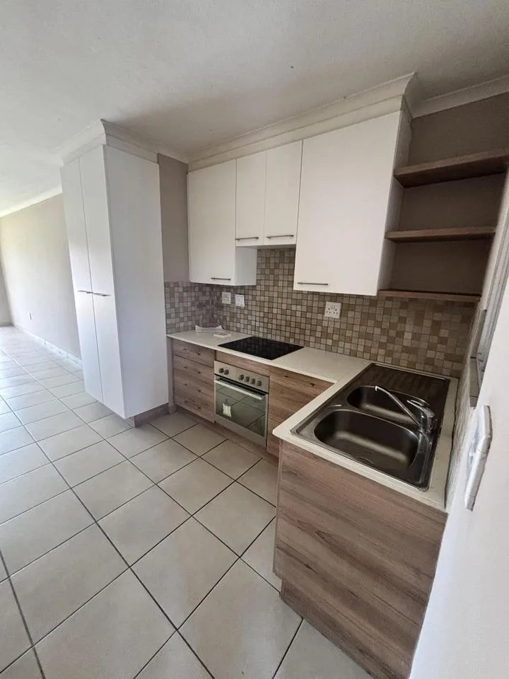 2 Bedroom Apartment / flat to rent in Montana