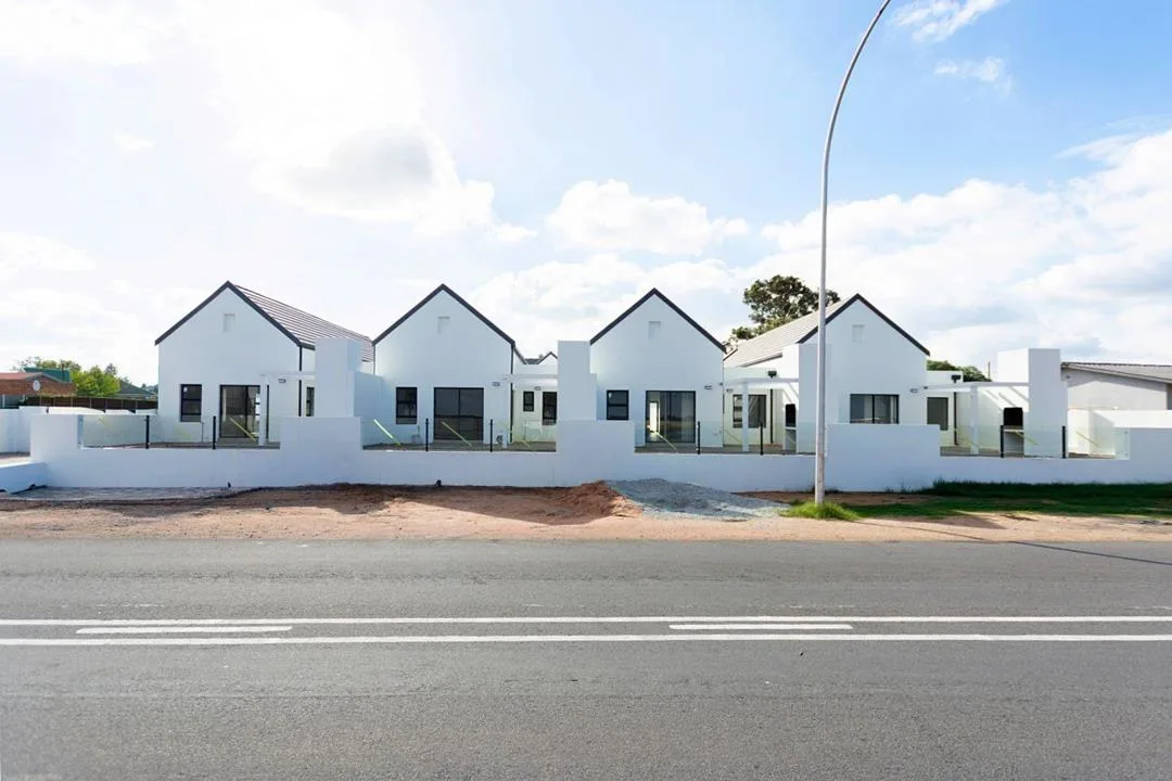 1.5 Bedroom House for sale in Velddrif