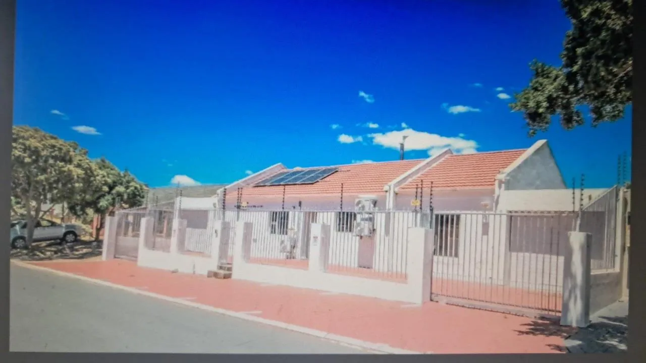 5 Bedroom House for sale in West Riding