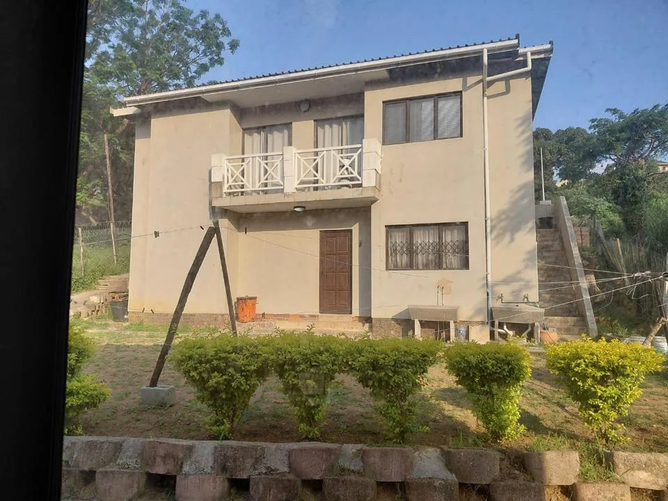 2 Bedroom Townhouse to rent in Sea View