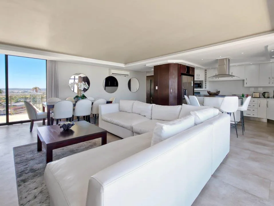 3 Bedroom Apartment / flat for sale in Waves Edge