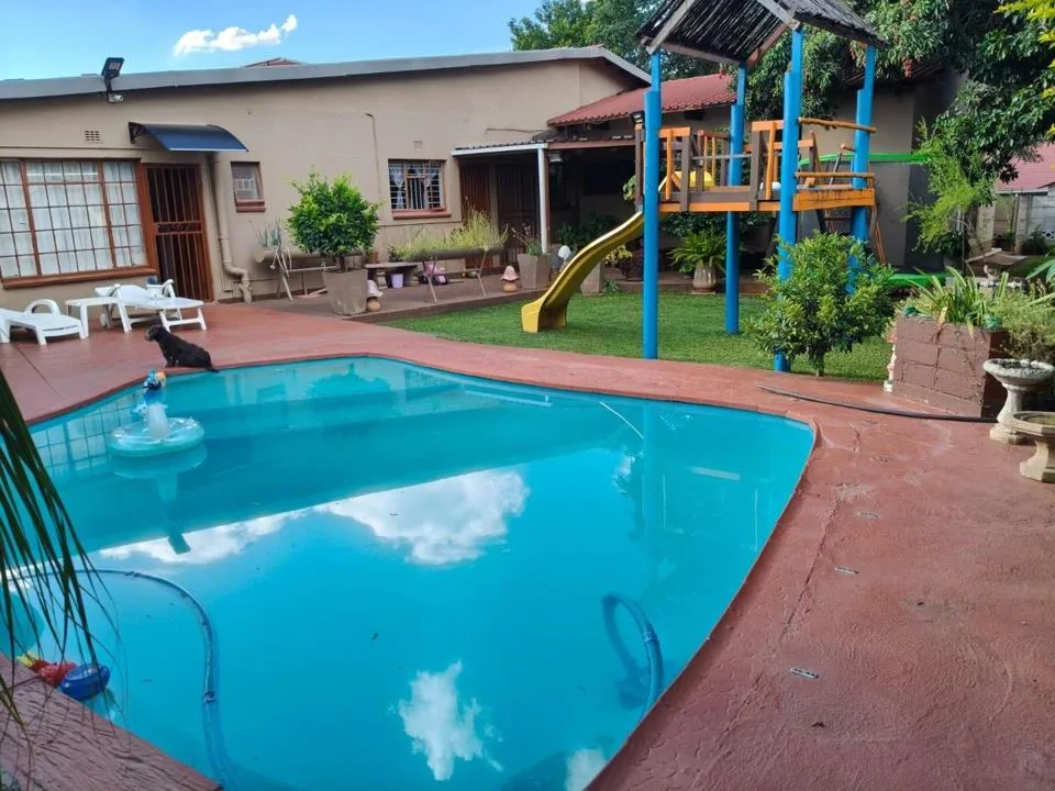 4 Bedroom House for sale in Protea Park