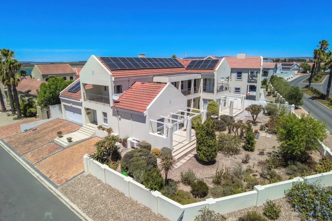 3 Bedroom House for sale in Port Owen