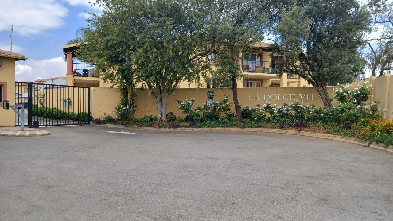 2 Bedroom Apartment / flat to rent in Sundowner