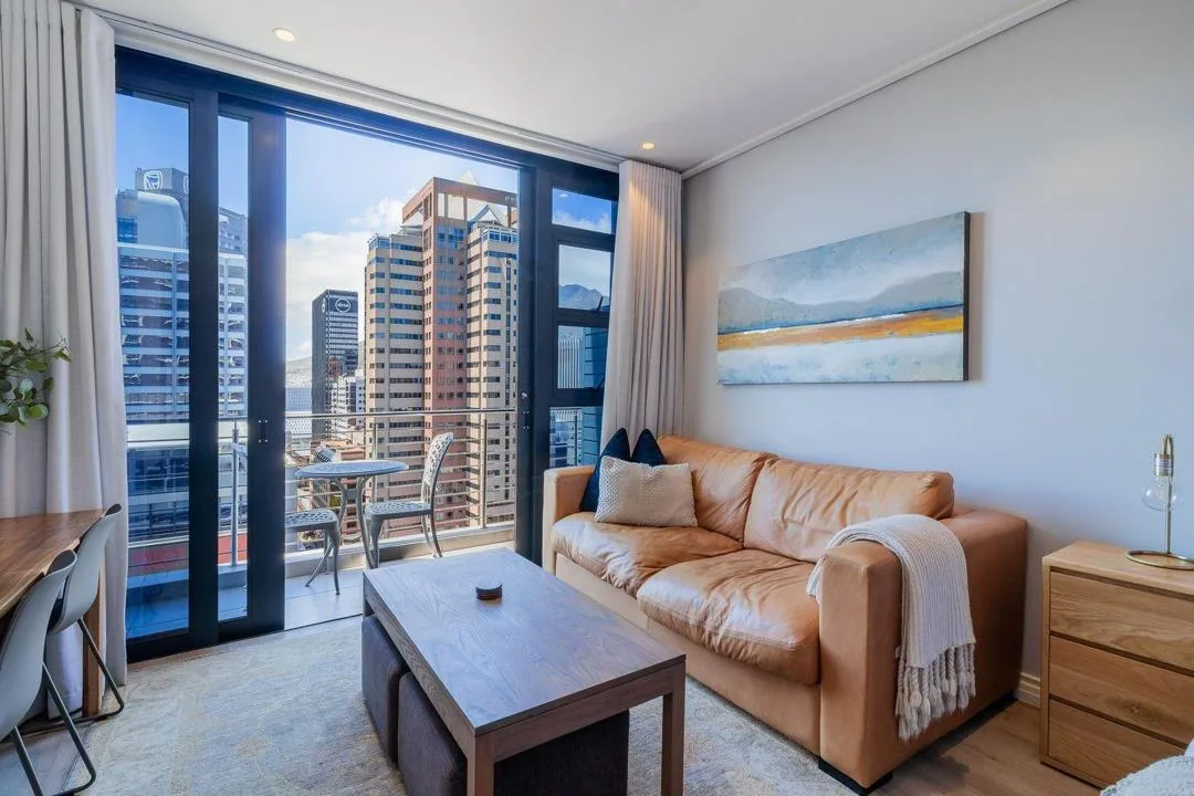 0.5 Bedroom Apartment / flat for sale in Cape Town City Centre