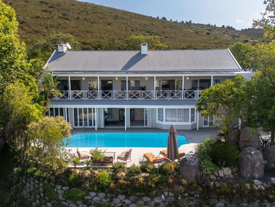 4 Bedroom House for sale in Belvedere