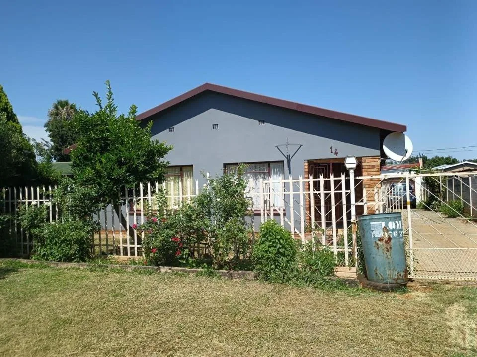 3 Bedroom House for sale in Randlespark