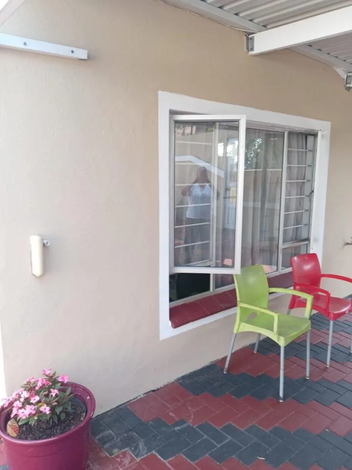 1 Bedroom Apartment / flat to rent in Newlands East