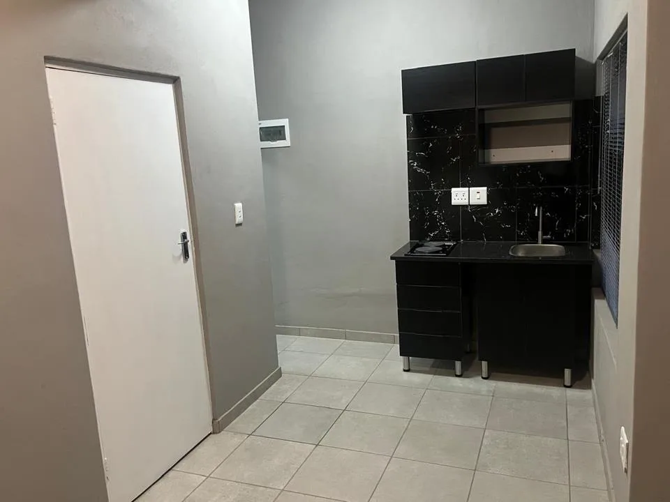 0.5 Bedroom Apartment / flat to rent in Randburg Central