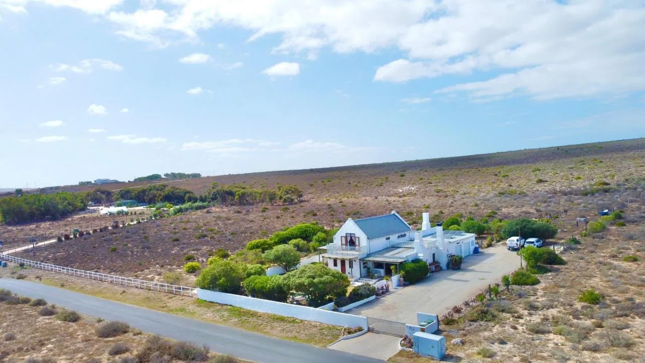 4 Bedroom House for sale in Paternoster