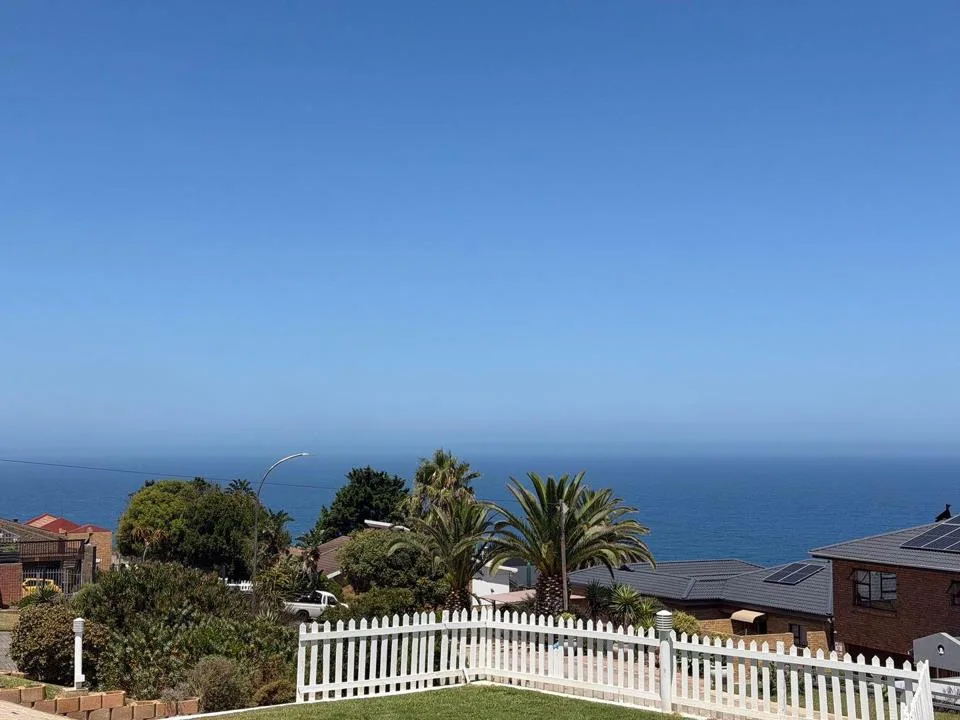 6 Bedroom House for sale in Dana Bay