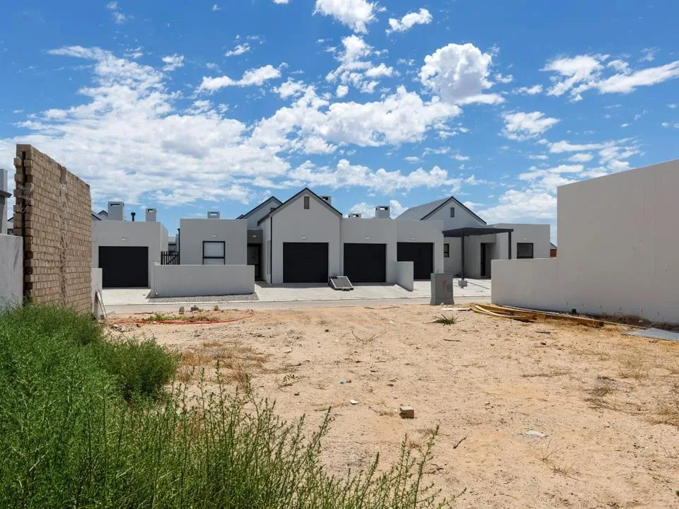 3 Bedroom House for sale in Laguna