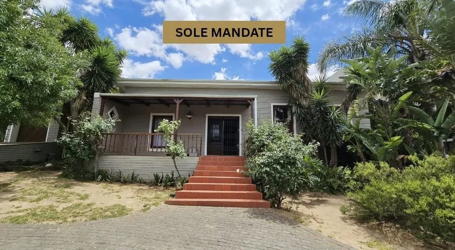 4 Bedroom House for sale in Die Wingerd