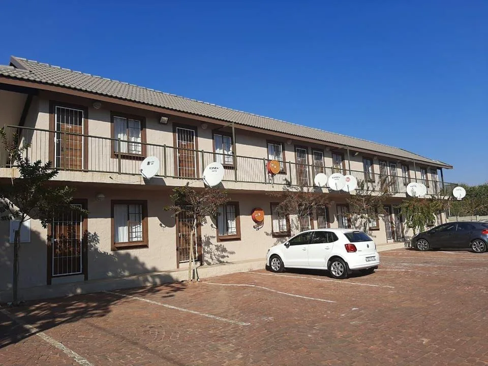 0.5 Bedroom Apartment / flat to rent in Capital Park