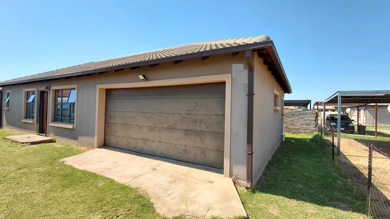 3 Bedroom House for sale in Ellaton