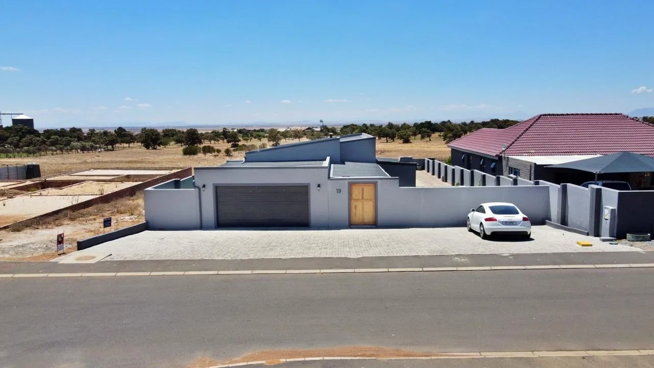 4 Bedroom House for sale in Darling