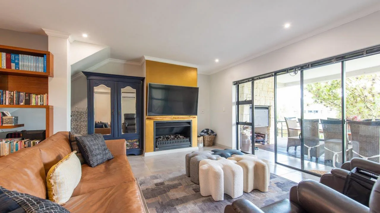 3 Bedroom Townhouse for sale in Pearl Valley Golf & Country Estate