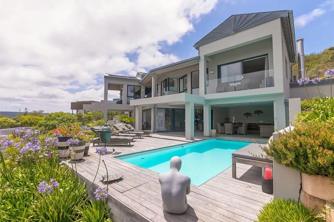 3 Bedroom House for sale in Pezula Private Estate