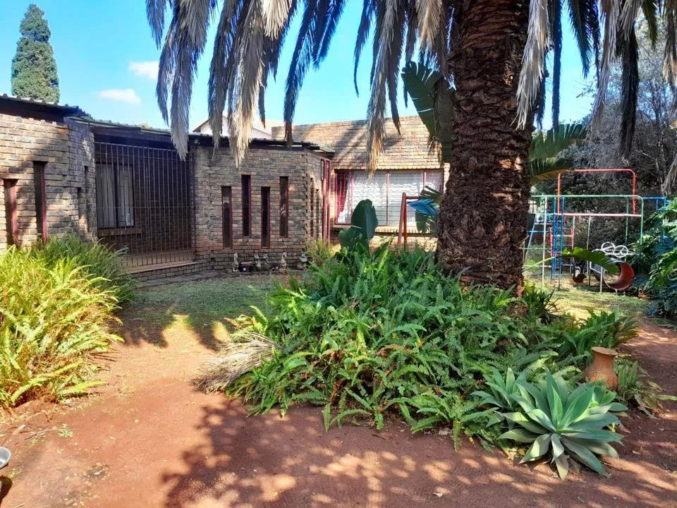 6 Bedroom House to rent in Wierda Park