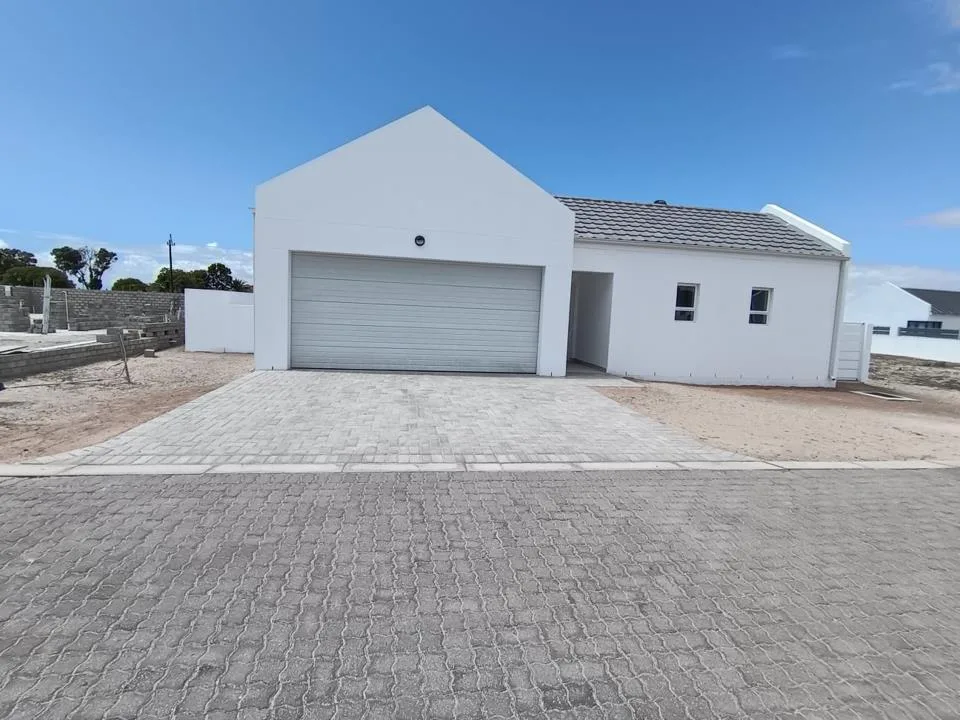 3 Bedroom House for sale in Atlantic Sands Private Estate