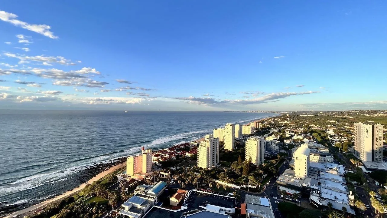 2 Bedroom Apartment / flat to rent in Umhlanga Central