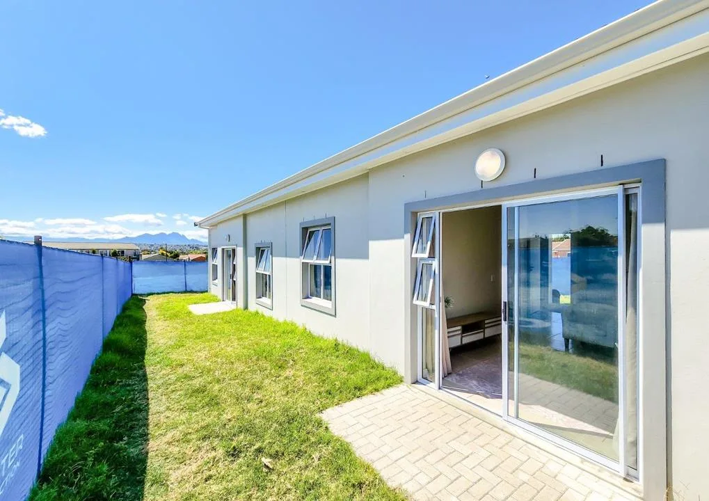 1 Bedroom Apartment / flat for sale in Bellair