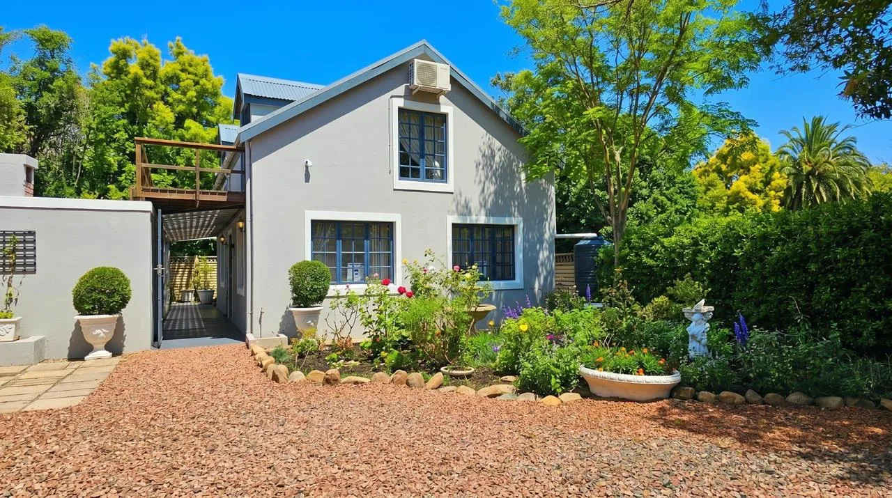 3 Bedroom House for sale in Swellendam