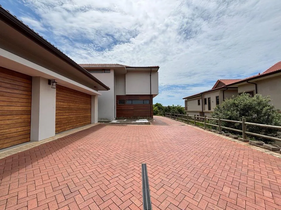 5 Bedroom House to rent in Hilltop Private Estate