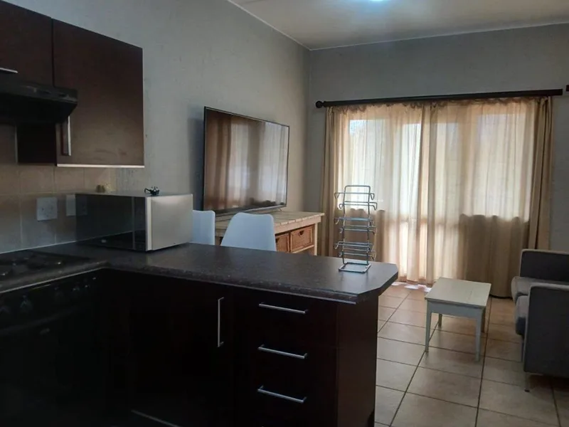 1 Bedroom Apartment / flat to rent in Paulshof