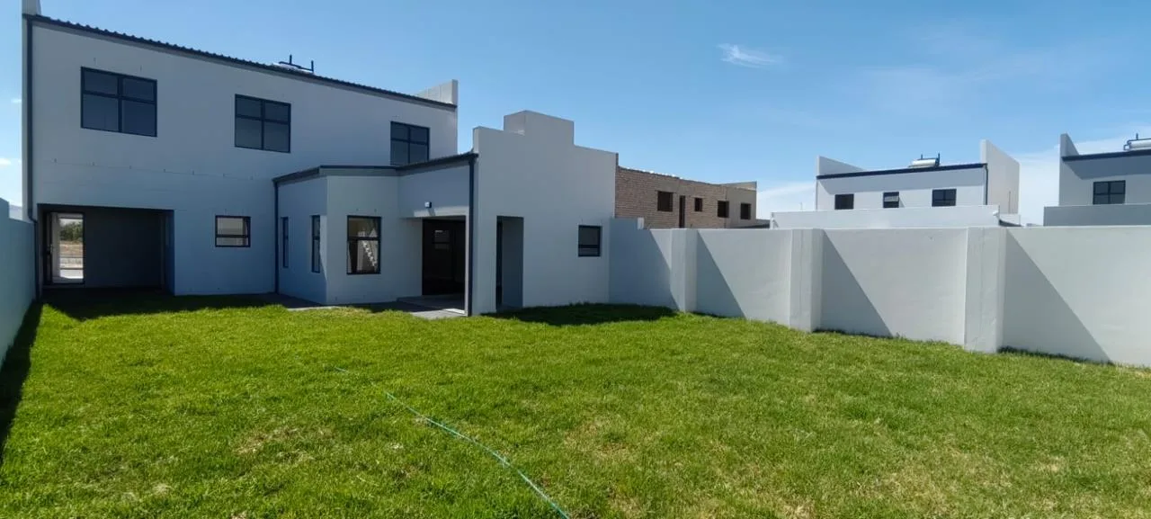 4 Bedroom House for sale in Sandown