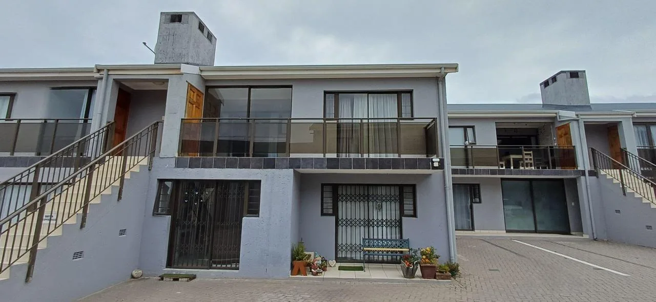 2 Bedroom Apartment / flat for sale in Hartenbos Central