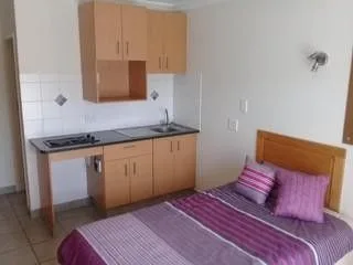 0.5 Bedroom Apartment / flat to rent in Rietfontein