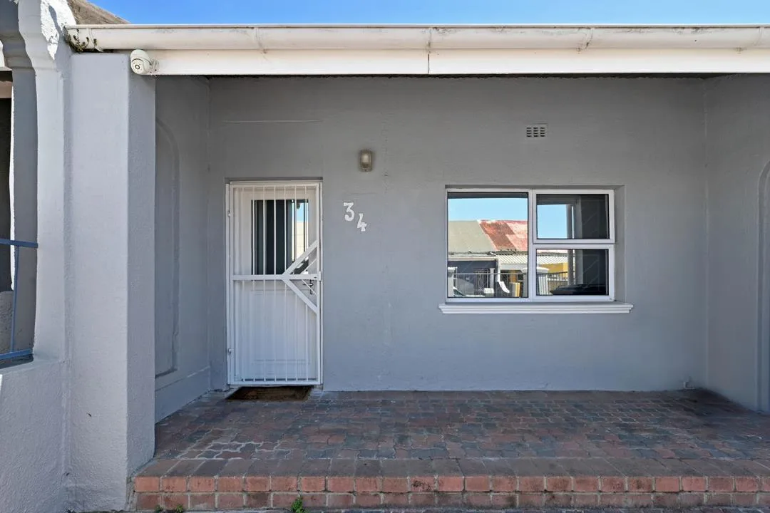 2 Bedroom House for sale in Salt River
