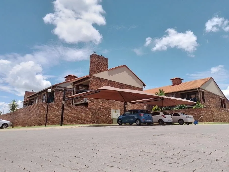 2 Bedroom Apartment / flat to rent in Magalieskruin