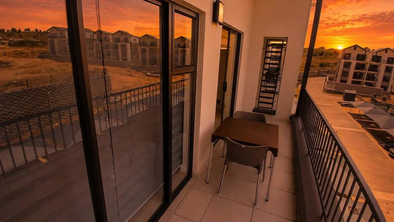 1 Bedroom Apartment / flat to rent in Waterfall