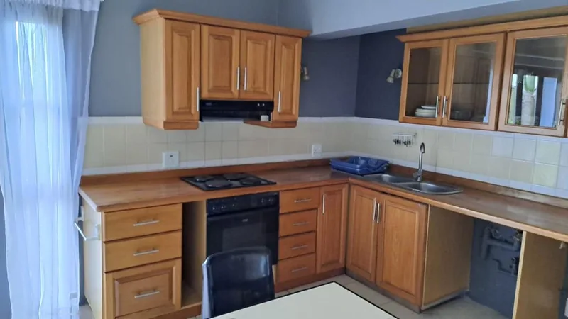 3 Bedroom Townhouse to rent in Essenwood