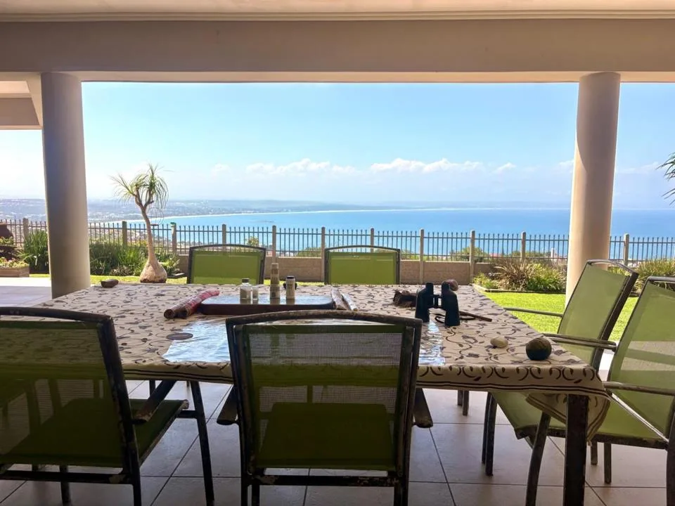 6 Bedroom House for sale in Da Nova