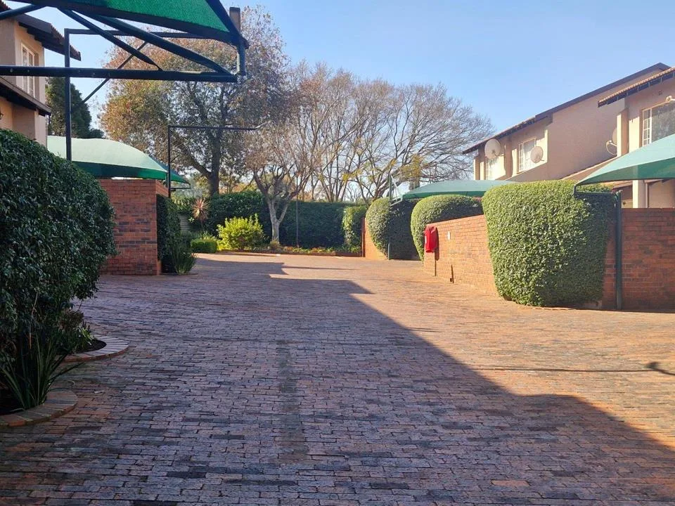 2 Bedroom Apartment / flat to rent in Horizon View