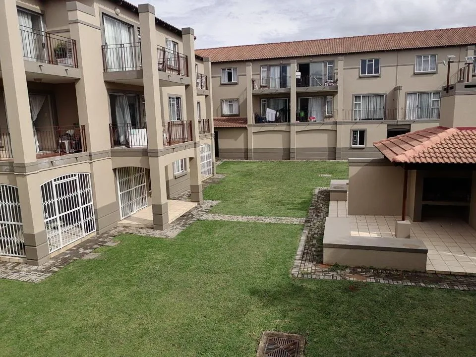 2 Bedroom Apartment / flat to rent in Queenswood