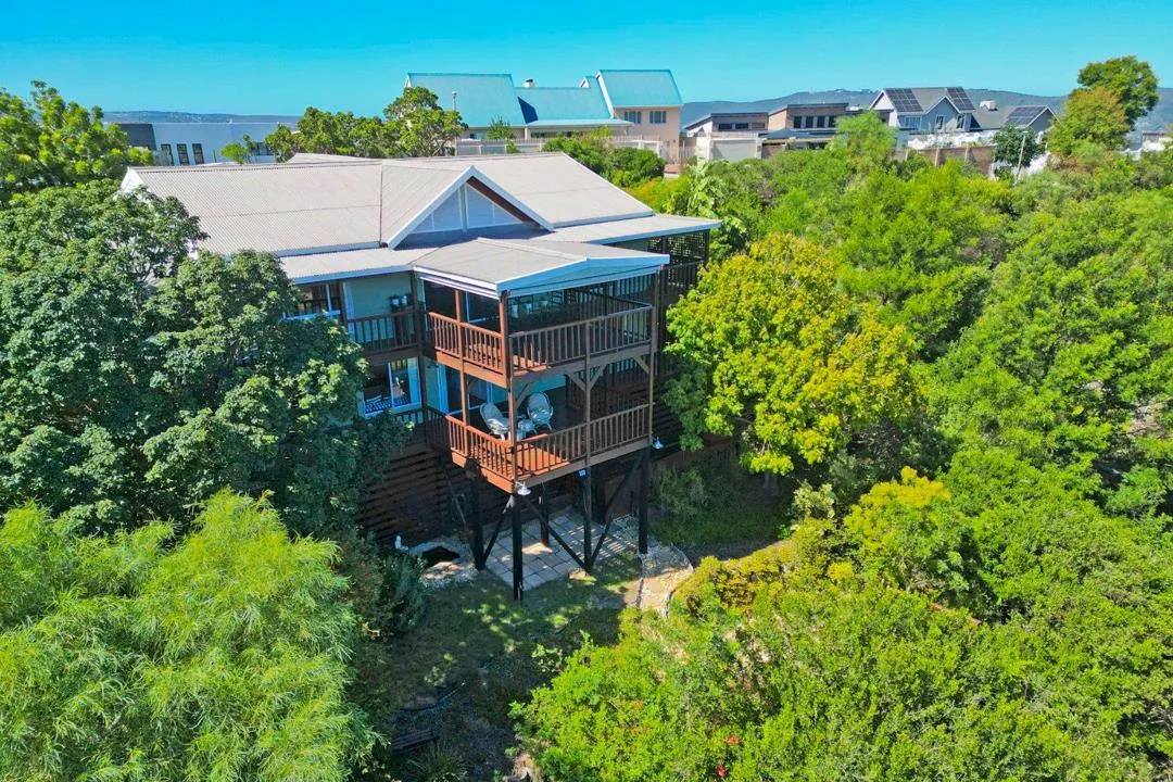 5 Bedroom House for sale in Knysna Heights
