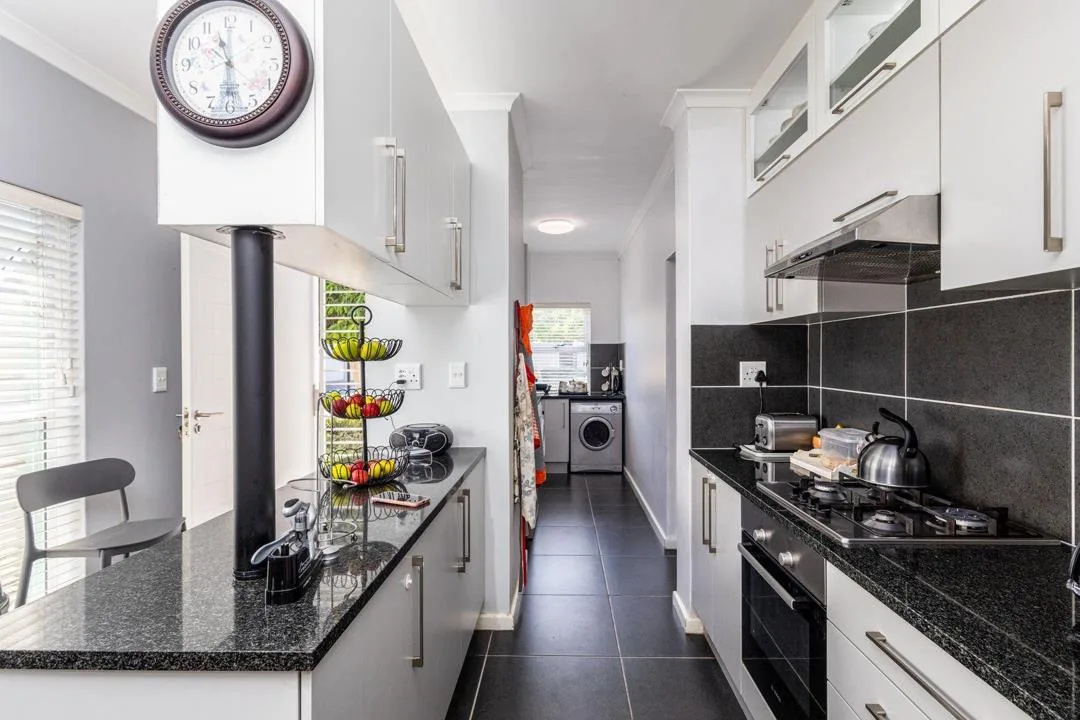 3 Bedroom House for sale in Burgundy Estate