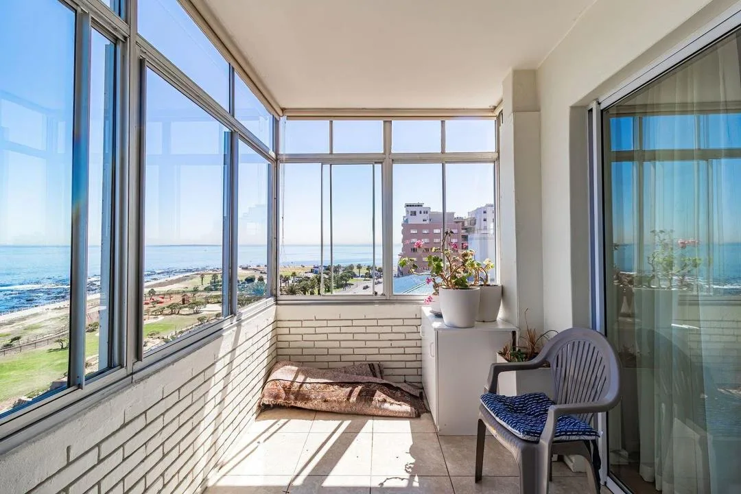 2 Bedroom Apartment / flat for sale in Mouille Point
