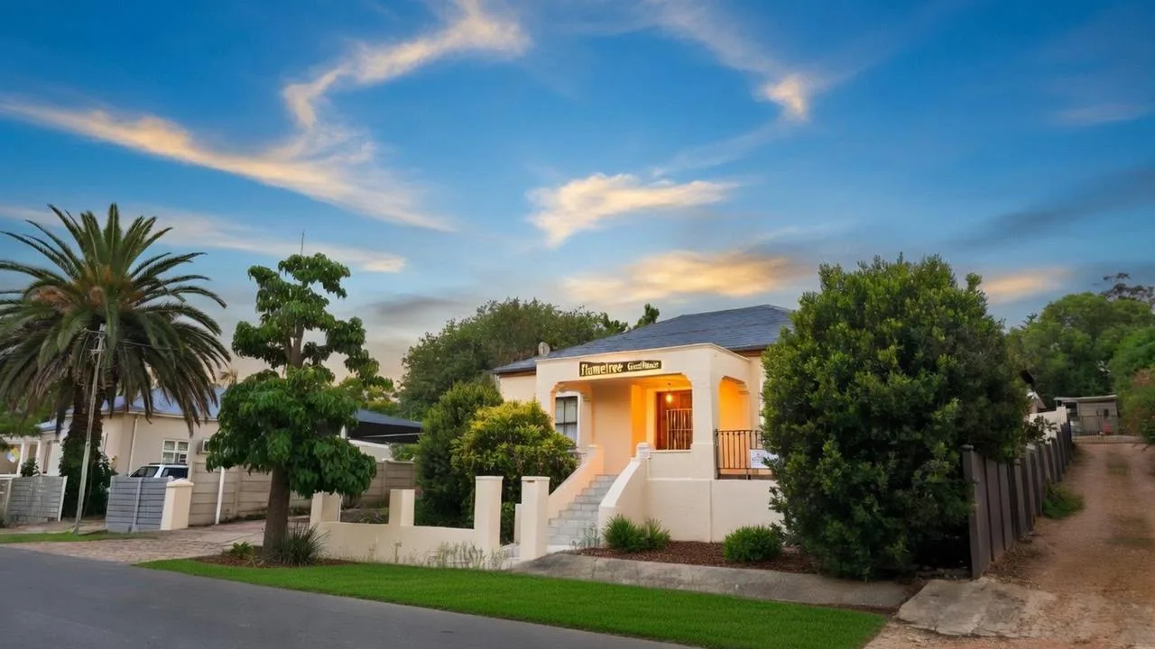 7 Bedroom House for sale in Swellendam