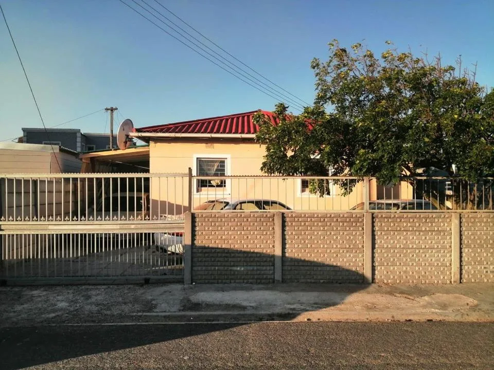 4 Bedroom House for sale in Brooklyn